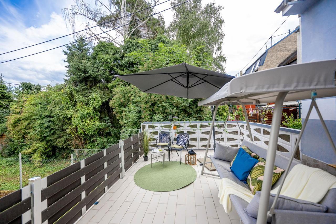 Wohlfuehlwohnung Mit 25 Qm Terrasse, Netflix Koblenz  Exterior foto